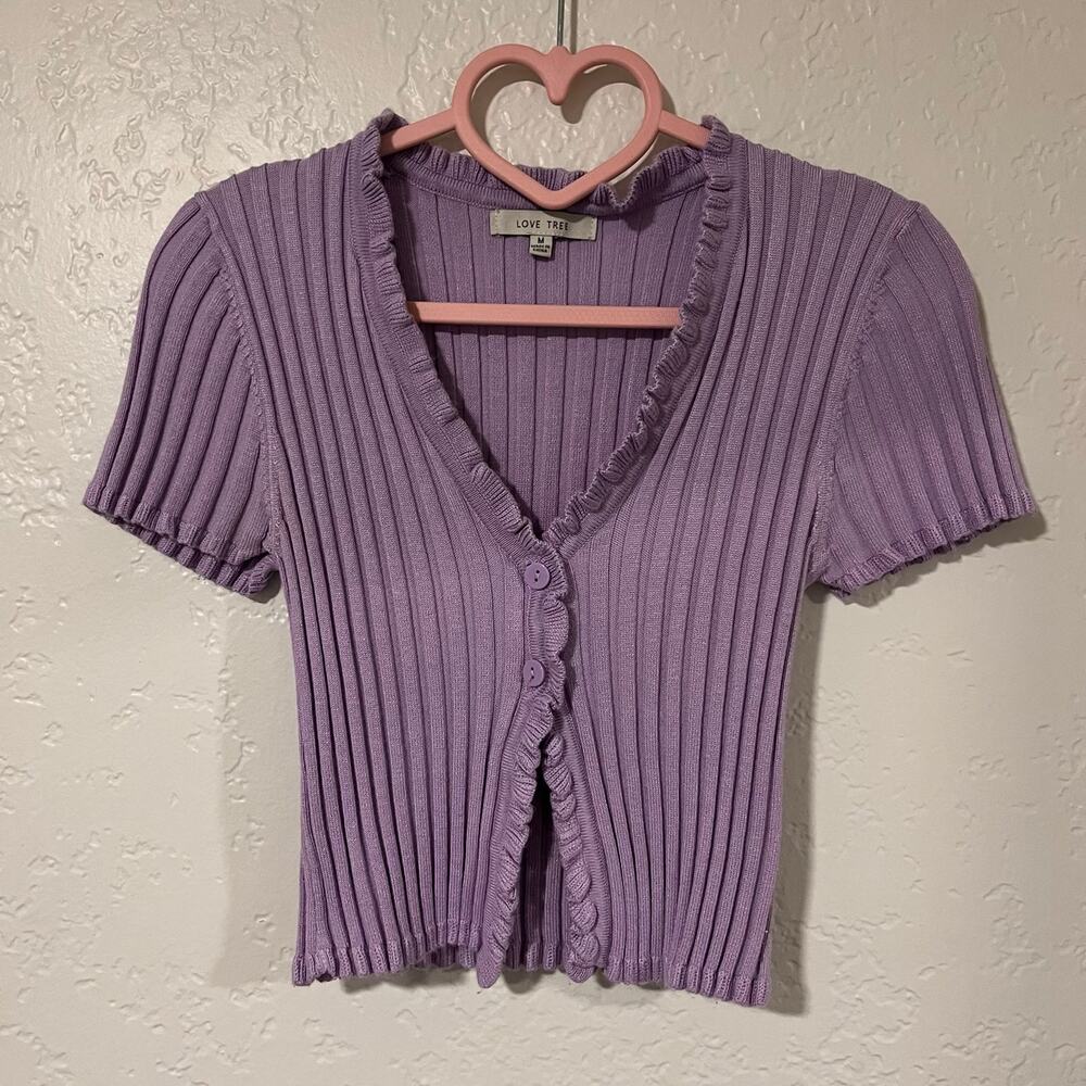 Love Tree Size M Purple Button Crop Top